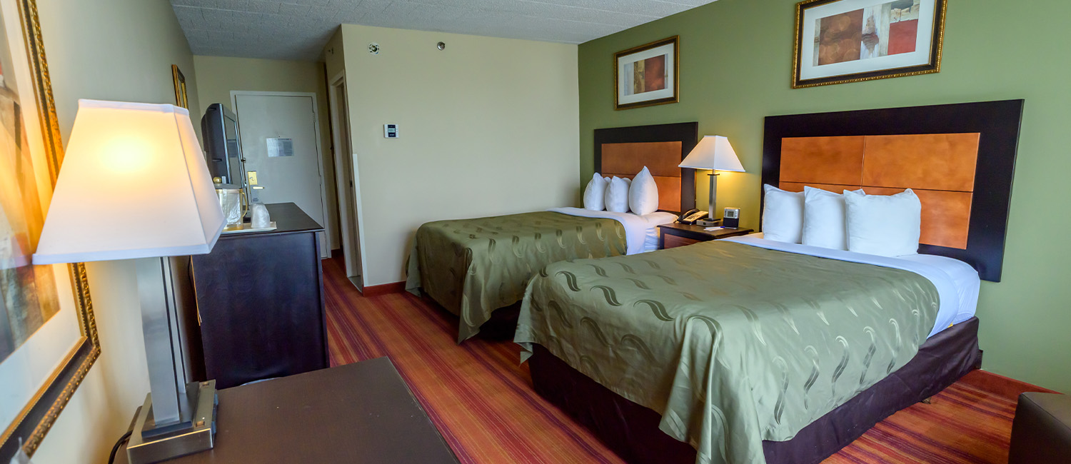 STAY IN OUR AFFORDABLE YET PREMIUM ROOMS